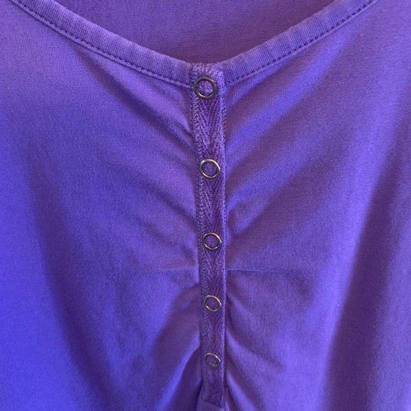 purple short sleeve t-shirt, 1xl - Picture 3 of 4